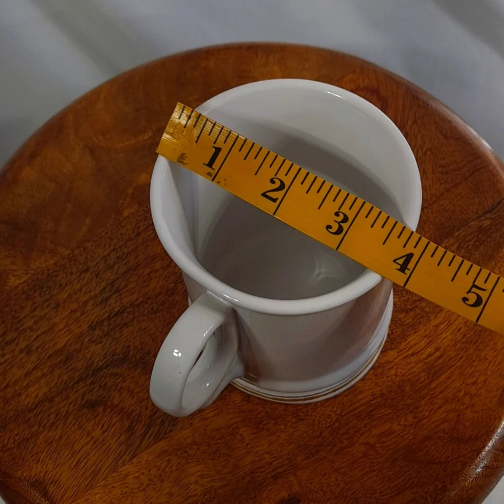 Williams Sonoma Gold Trim 16oz G Monogram Mug